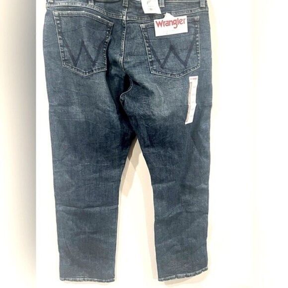 New WRANGLER Men's Wrangler Legacy Straight-Leg Slim Straight Jeans blue 38W/30 - Picture 8 of 8